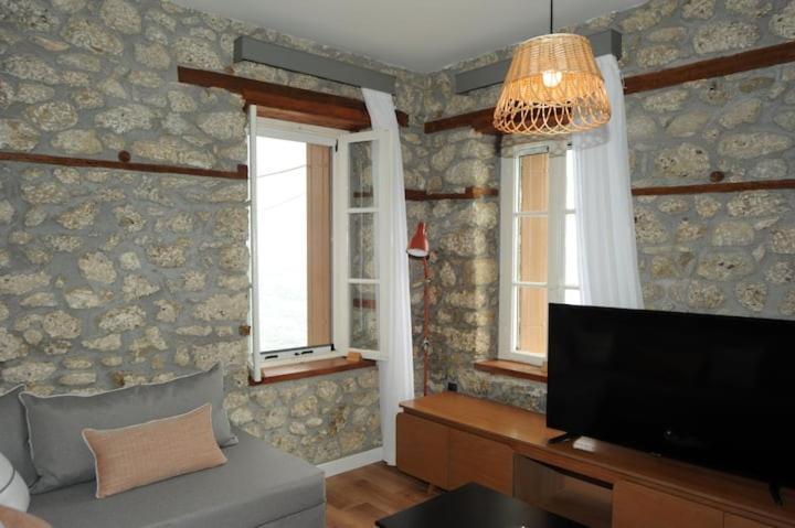Appartement Crecian Water Front à Aigeira Extérieur photo